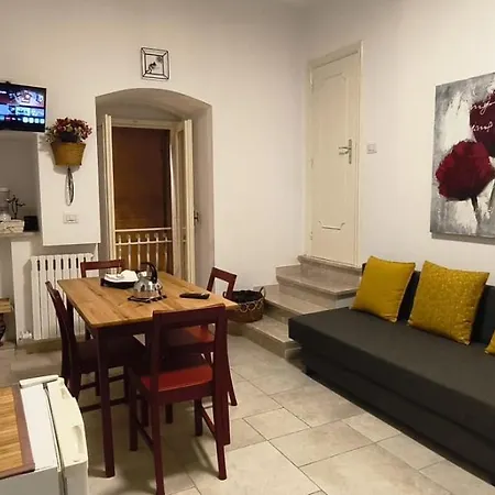 Adalu Apartman *